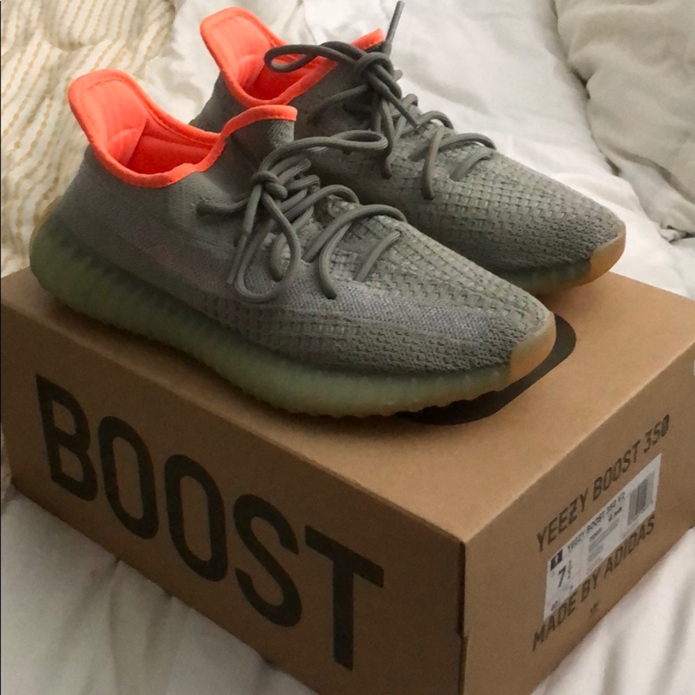 Yeezy Boost 350 v2